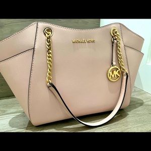 Michael Kors Handbag, new with tags (Pink Blossom)